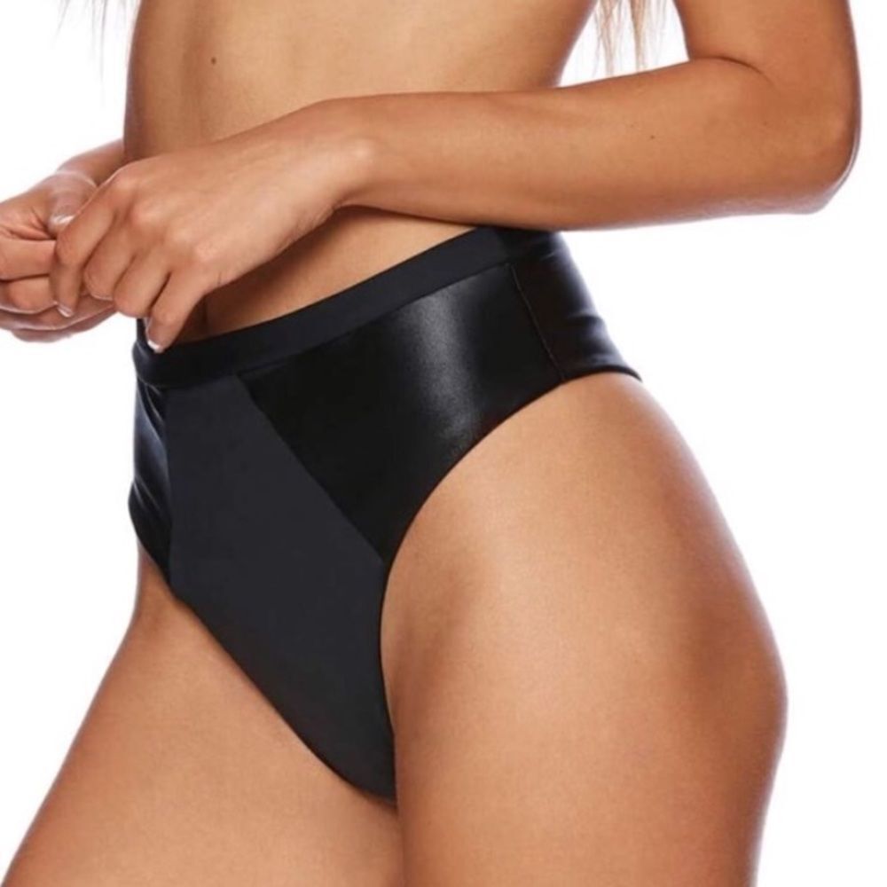 Beach Bunny Layla Black Bikini Bottom